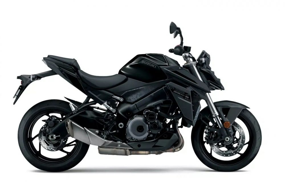 Photomontage_GSX-S950_YVB_M6-1536x1024