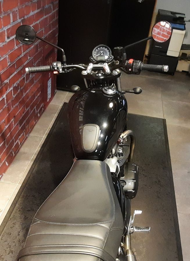 1000026700 1000026700